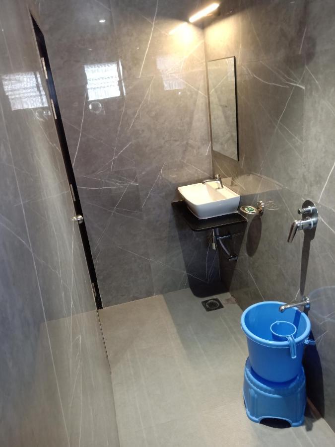 Hotel Suvarnam Residency Ahmednagar Exterior photo